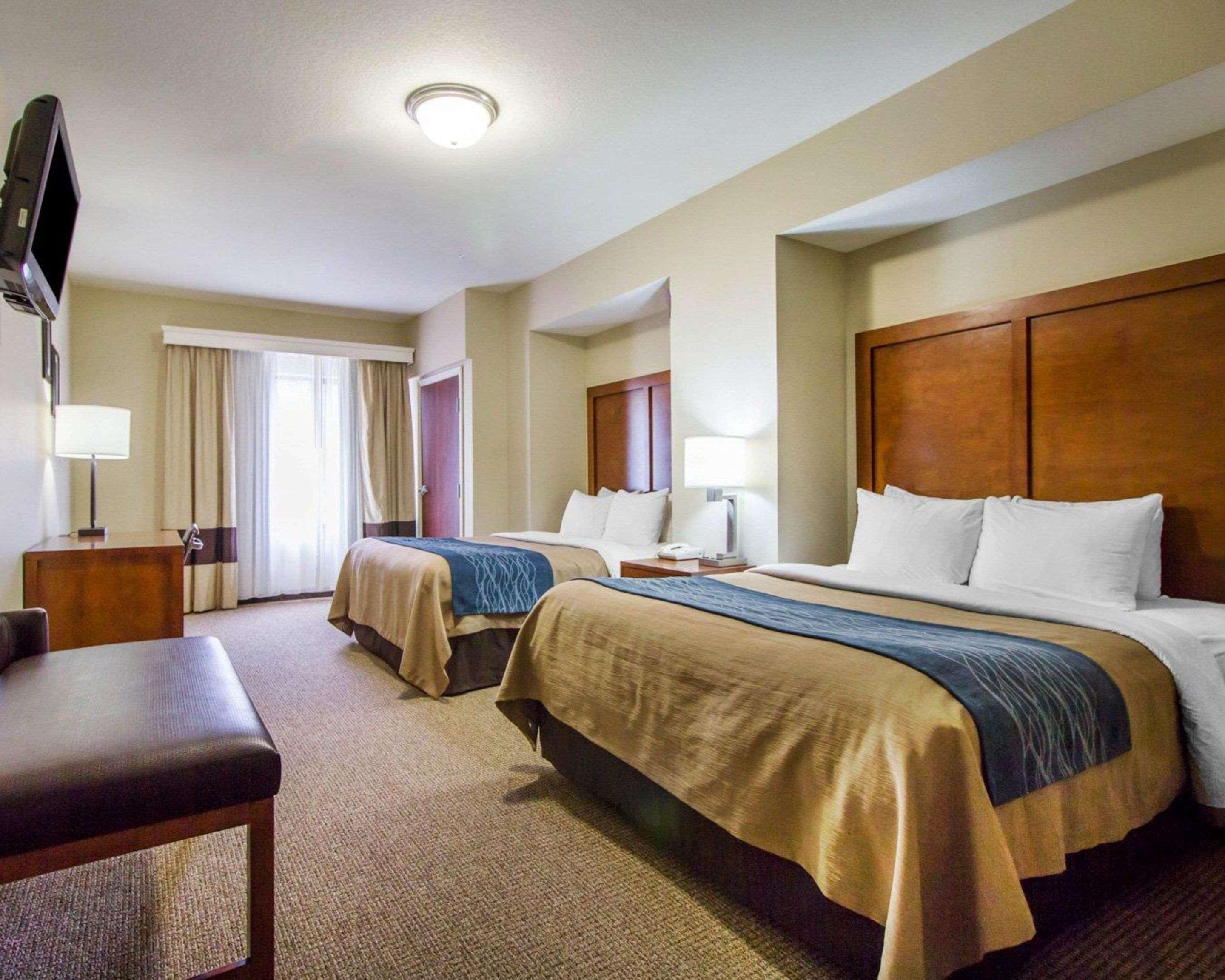 Comfort Inn & Suites Дедууд Екстериор снимка
