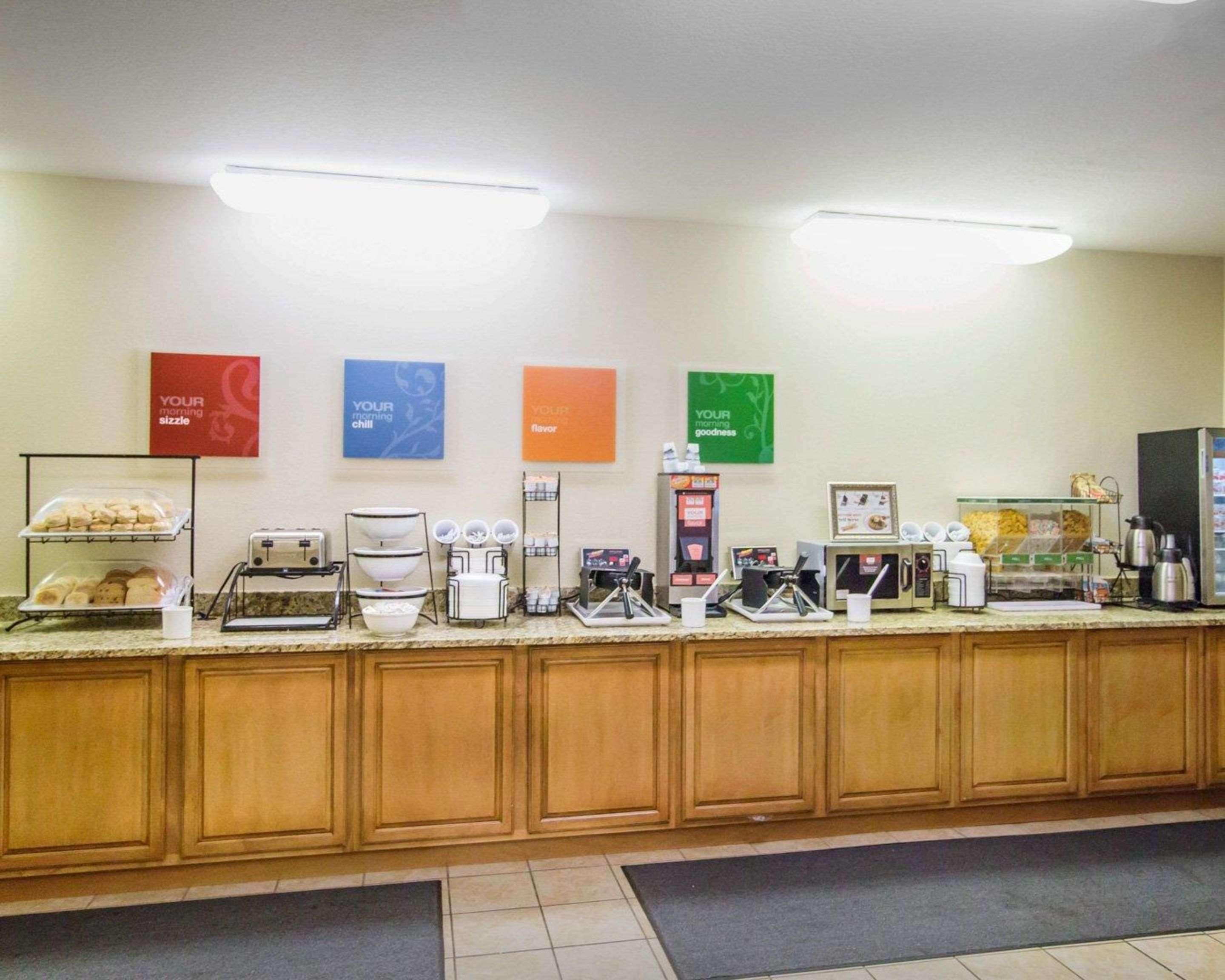 Comfort Inn & Suites Дедууд Екстериор снимка